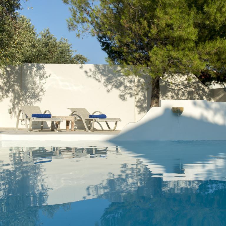 Anemolia Villas With Private Pools Near The Most Beautiful Beaches Of Alonissos Isomata Exterior foto